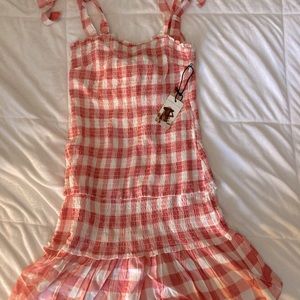 💕Adorable smocked gingham plaid dress💕
